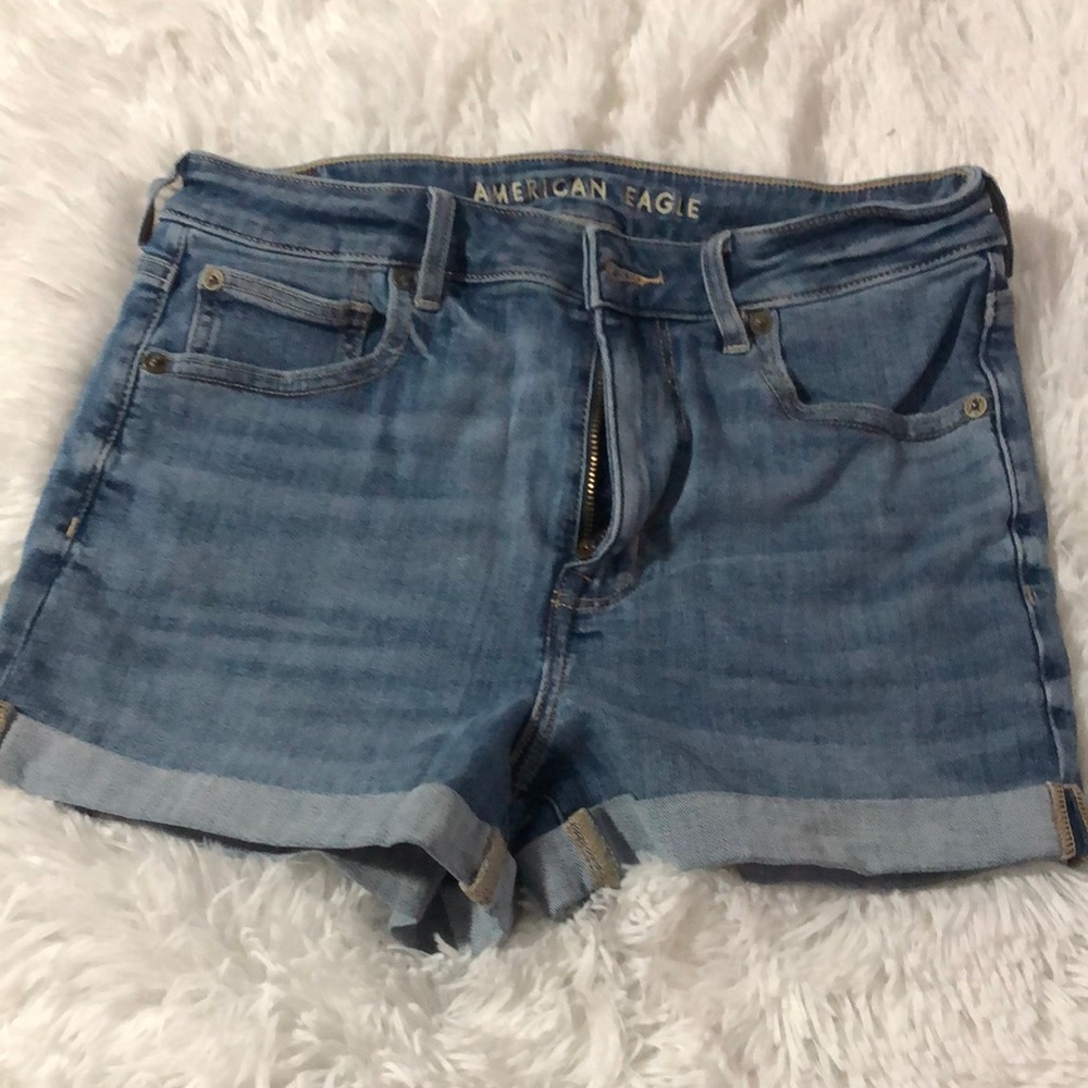 Women’s American Eagle Super Hi-Rise Shortie